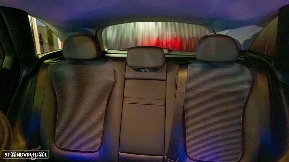 Mercedes-Benz GLC 300 de 4Matic - 21