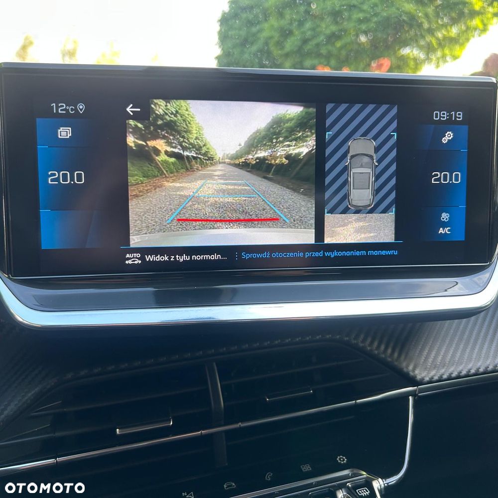 Peugeot 2008 1.5 BlueHDi Allure Pack S&S EAT8 - 32