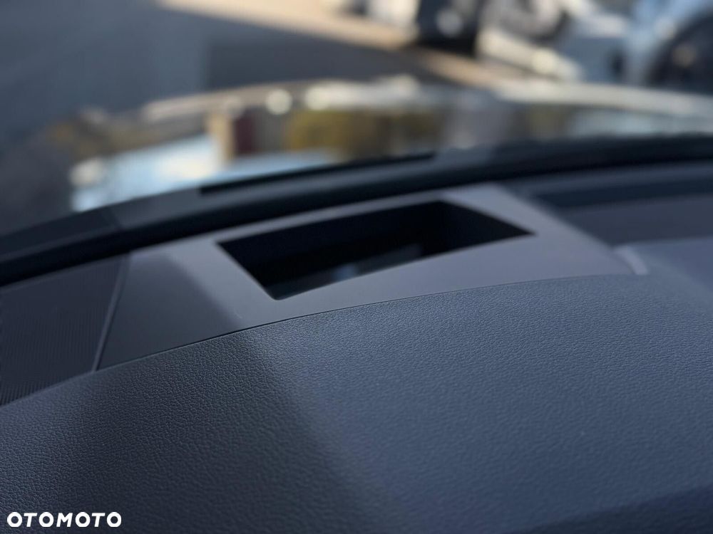 Audi A6 Allroad - 12