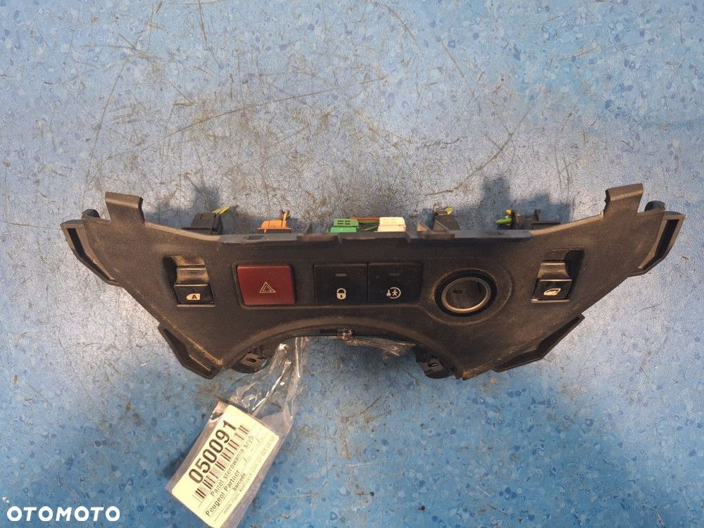 PEUGEOT PARTNER II PANEL STEROWANIA SZYB - 3