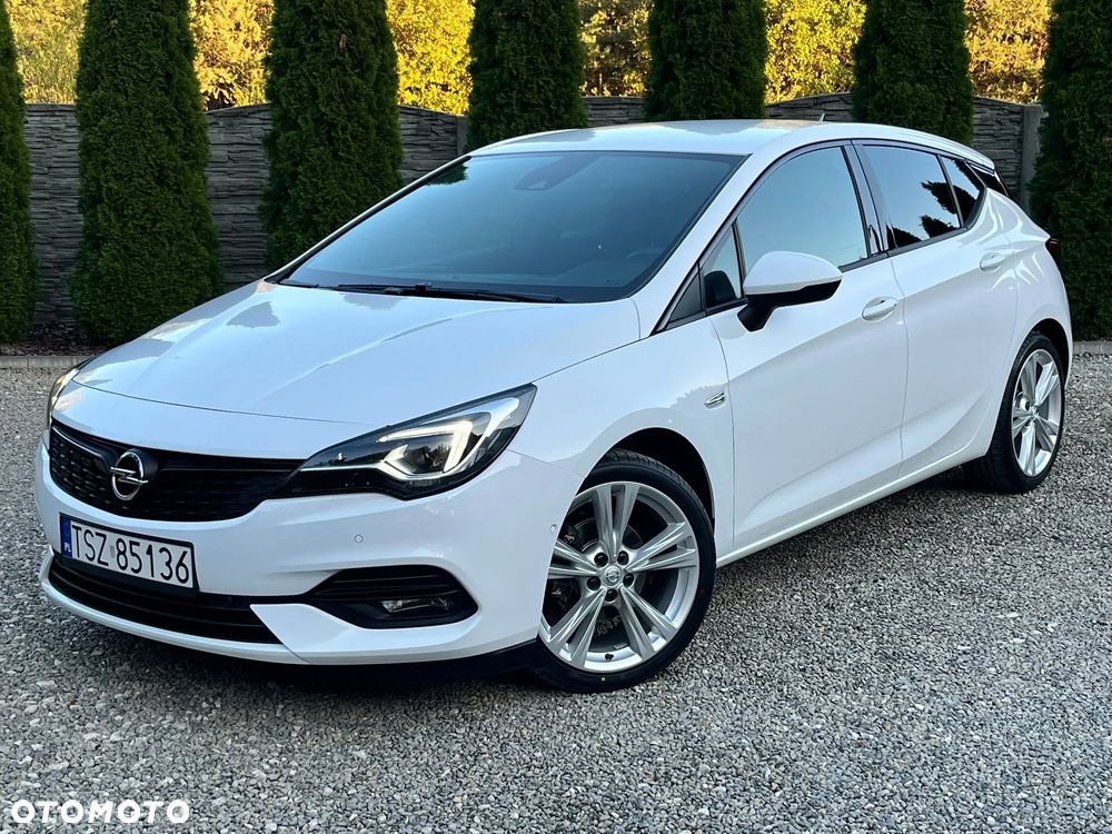 Opel Astra 2020 photo 2