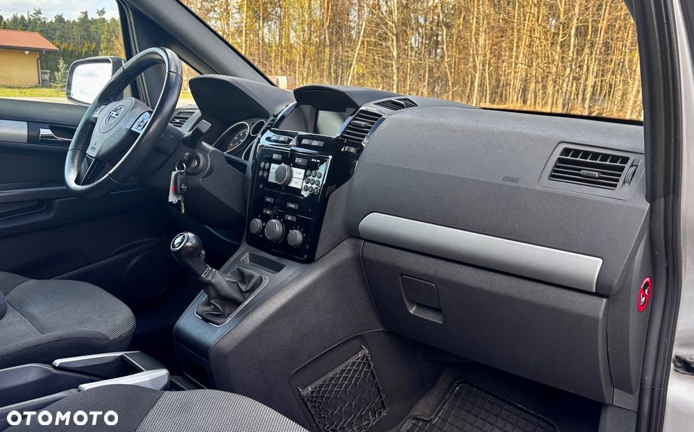 Opel Zafira 1.6 EcoFLEX Edition 111 Jahre - 24