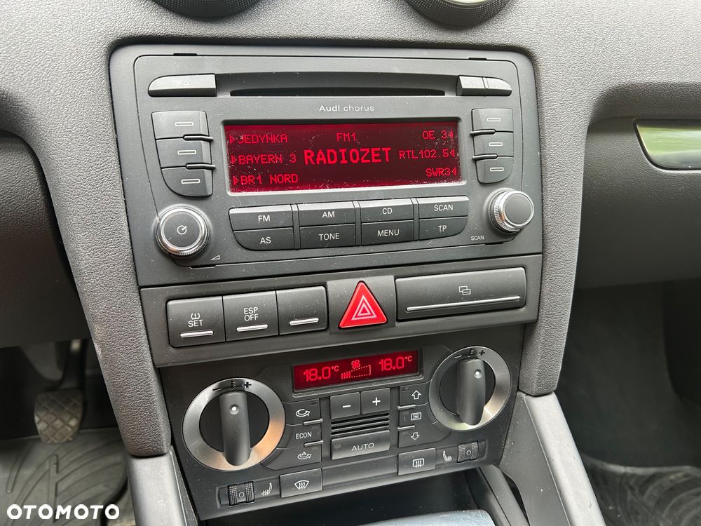 Audi A3 1.4 TFSI Attraction - 8