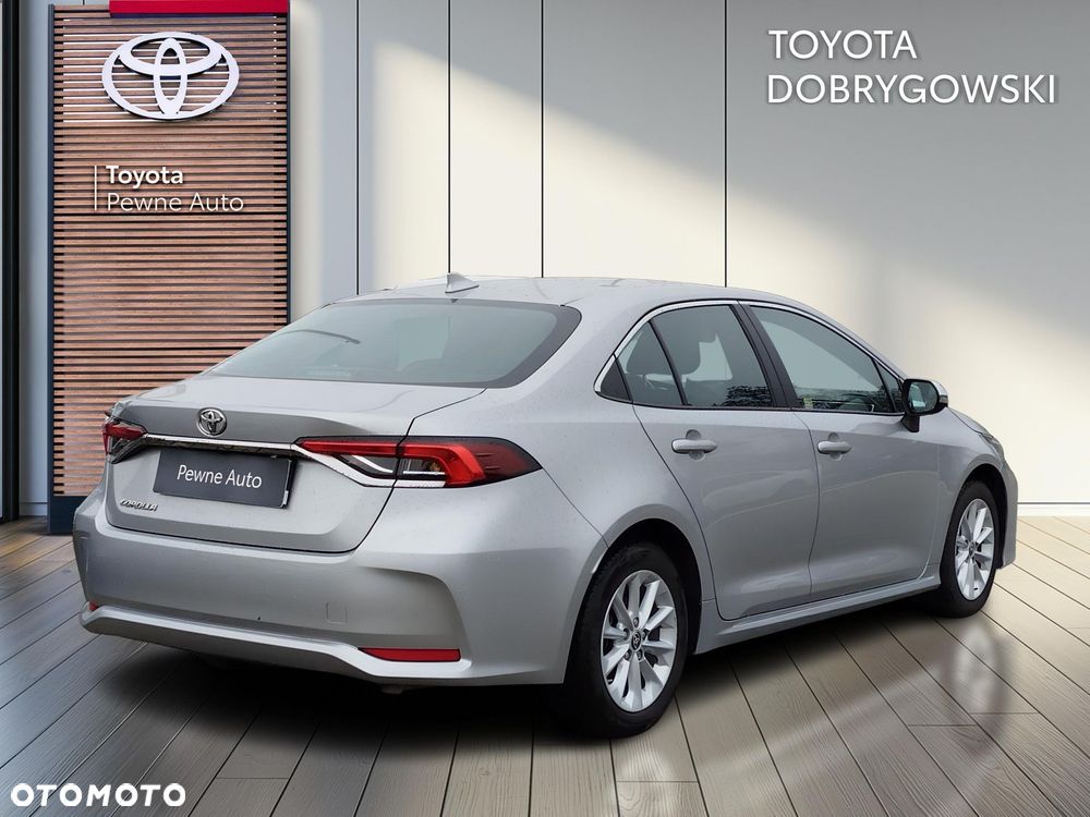 Toyota Corolla - 5