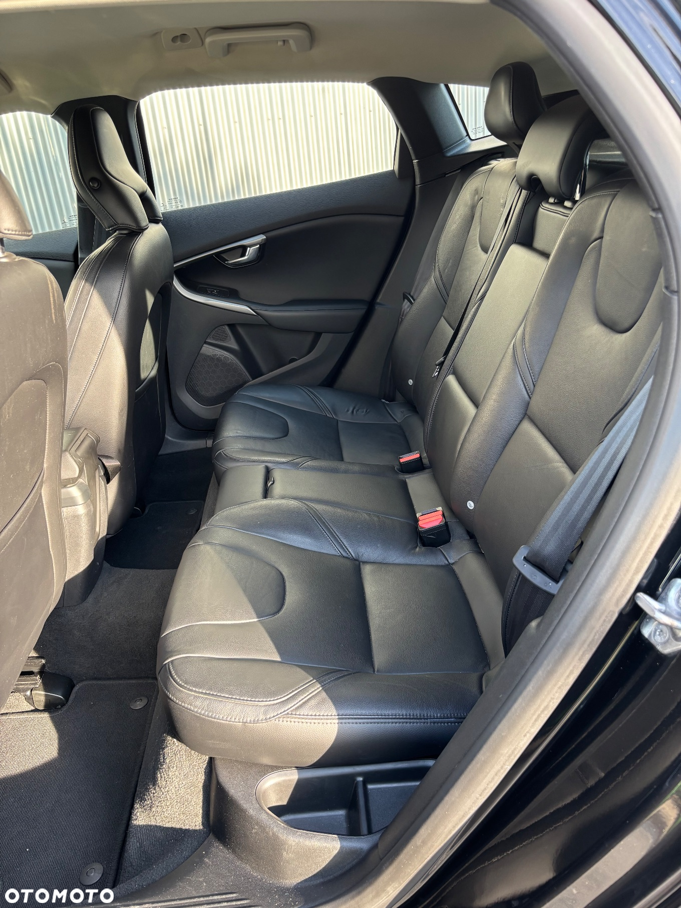 Volvo V40 T3 - 15
