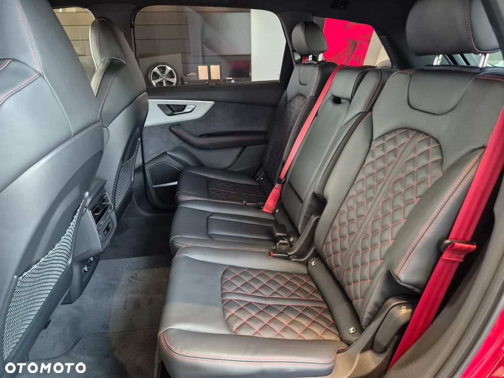 Audi Q7 TFSI e PHEV 290 kW Quattro S Line Tiptr - 16