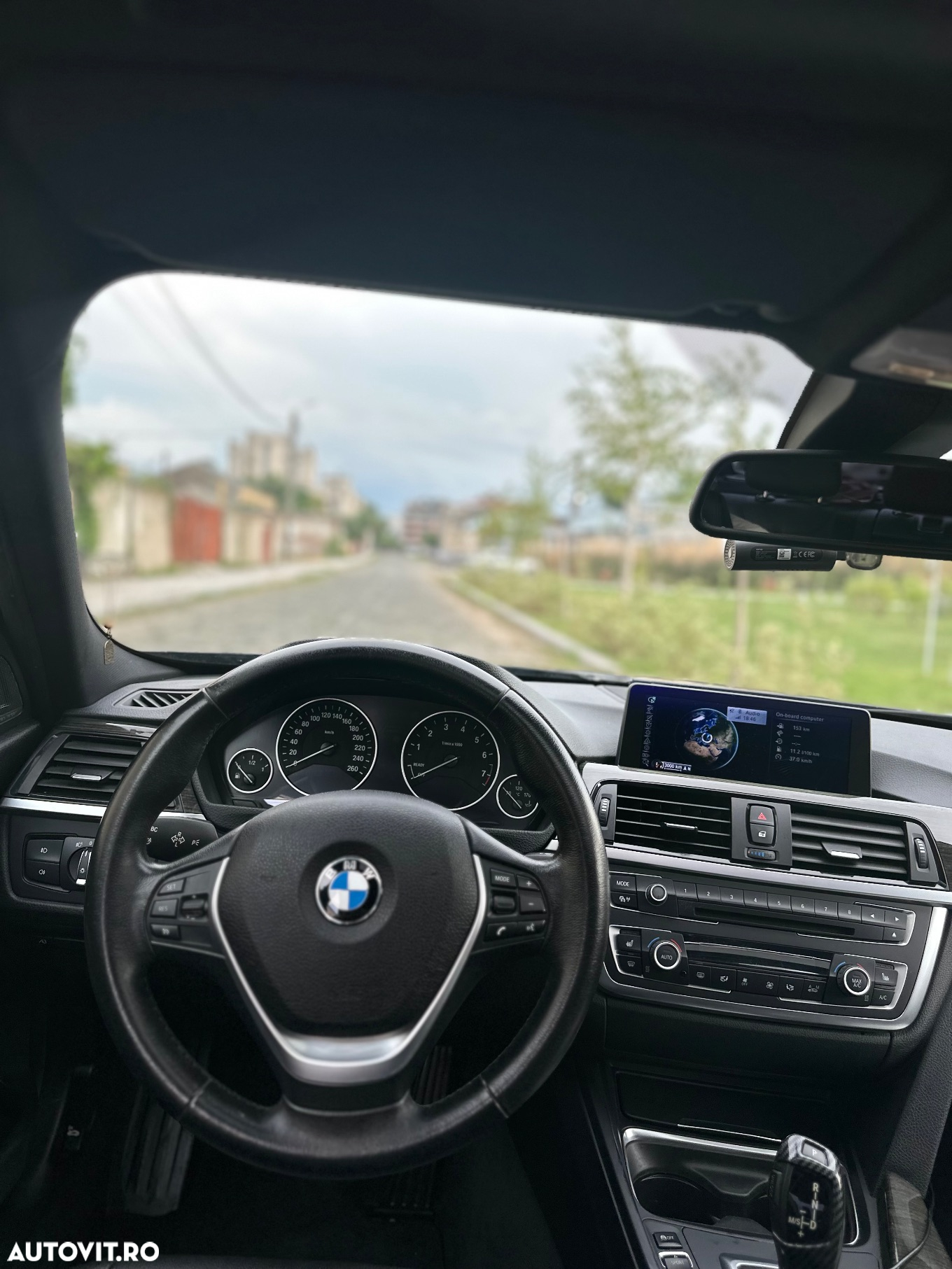 BMW Seria 3 - 10