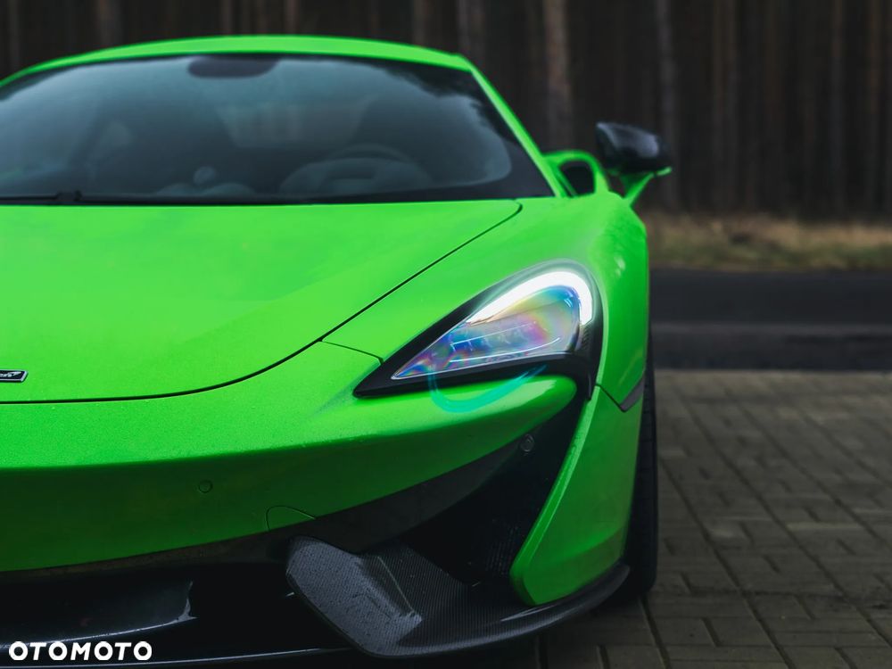 McLaren 570S Coupe - 12