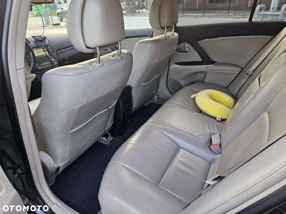 Toyota Avensis 2.2 D-CAT Prestige - 24