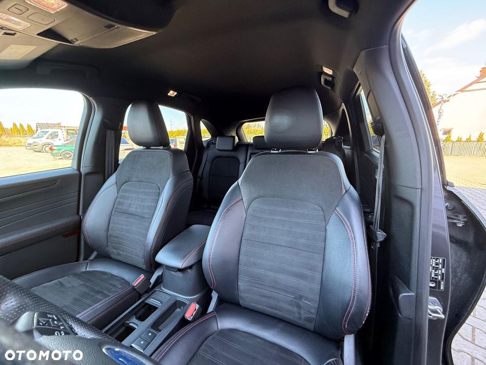 Ford Kuga 2.0 EcoBlue Hybrid ST-LINE X - 36