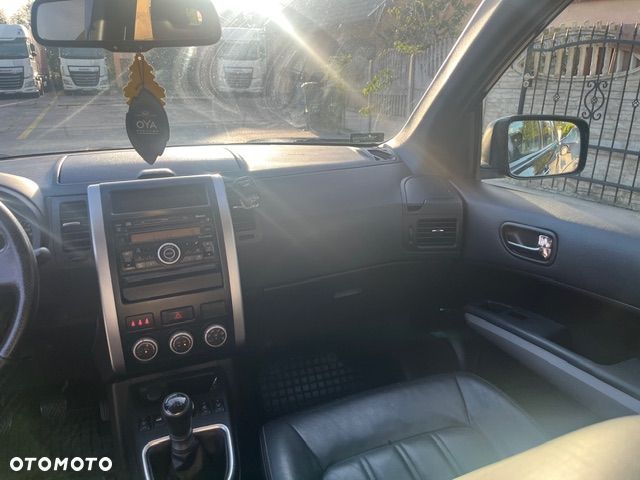 Nissan X-Trail 2.0 dCi LE - 9
