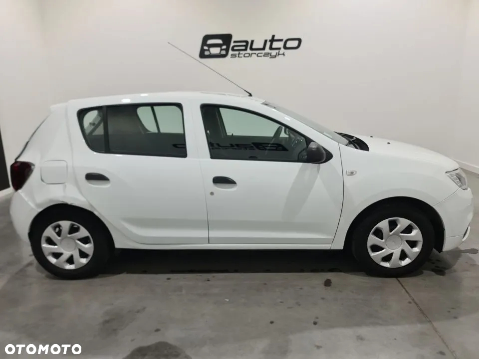 Dacia Sandero SCe 75 Essential - 7