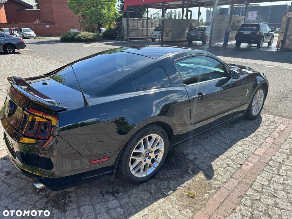 Ford Mustang 3.7 V6 Premium - 6