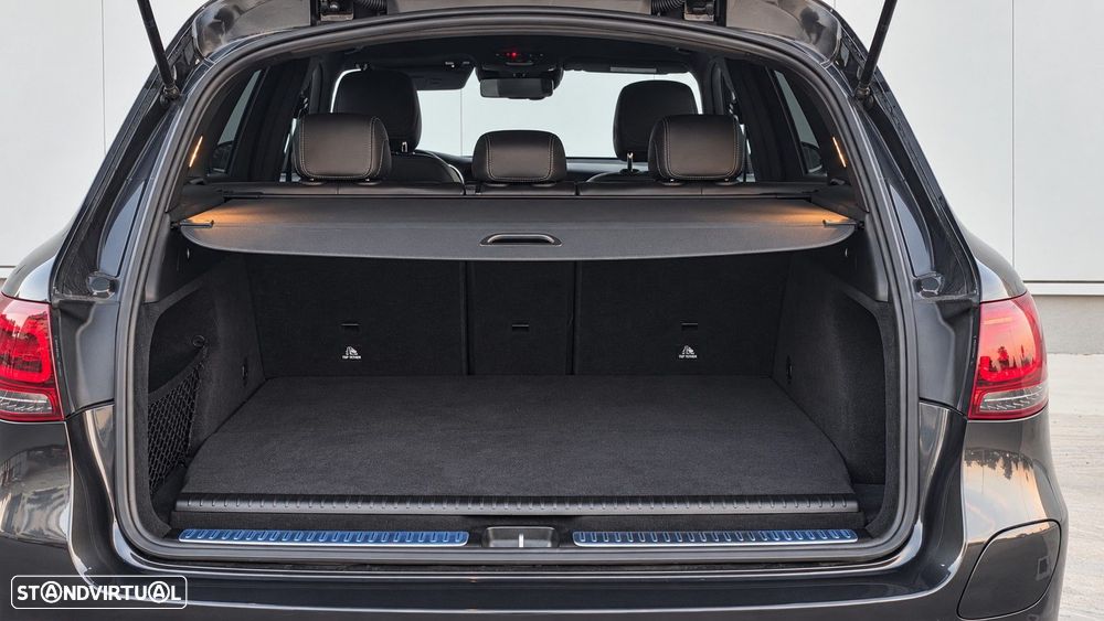 Mercedes-Benz GLC 300 - 47