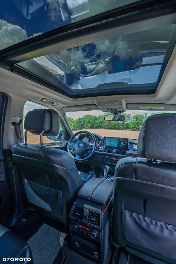 BMW X5 xDrive35i - 13
