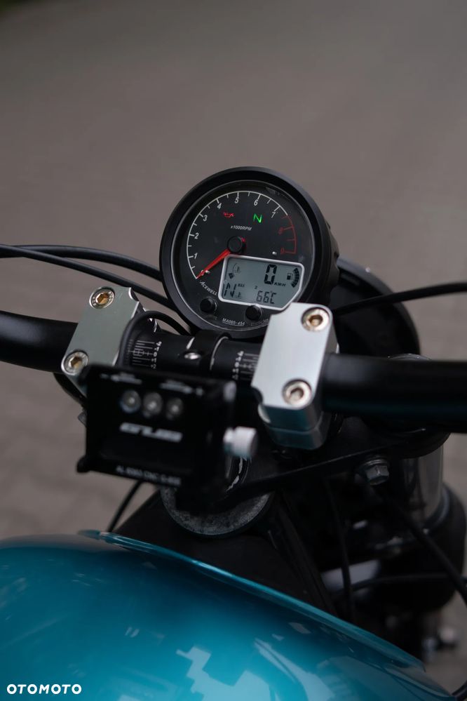 BMW K - 9