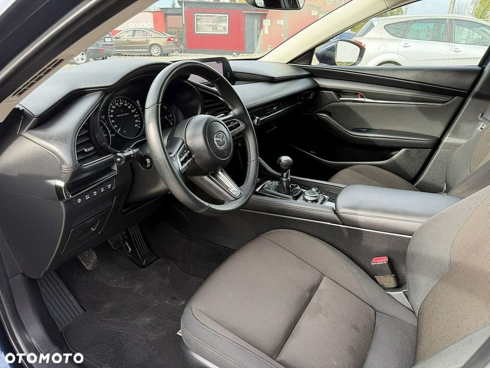 Mazda 3 - 10