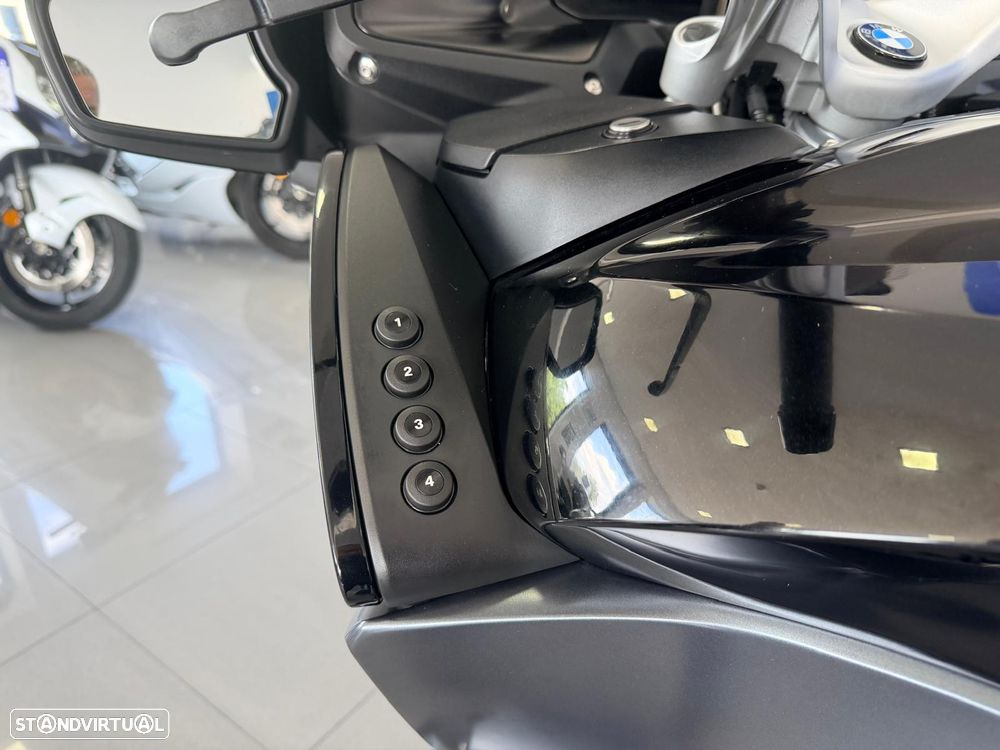 BMW R 1250 RT TRIPLE BLACK - 8