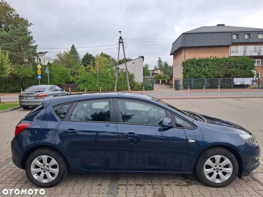 Opel Astra IV 1.6 Active - 19