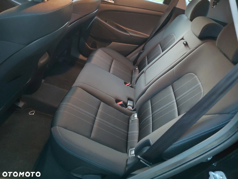 Hyundai Tucson blue 1.7 CRDi 2WD DCT Classic - 11