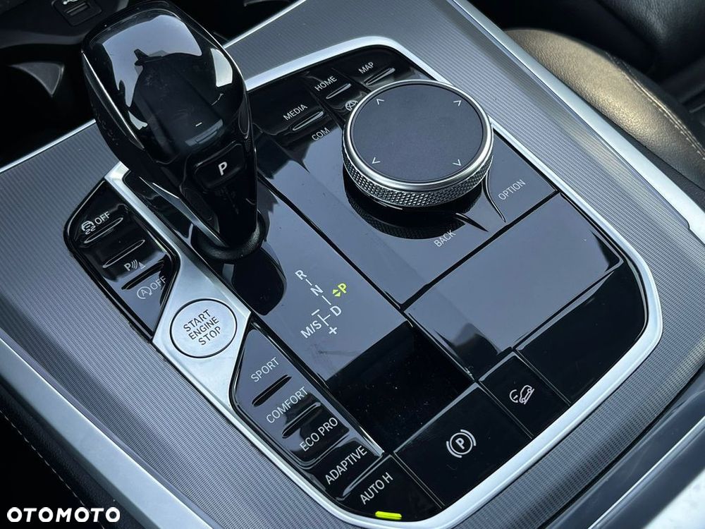 BMW X5 xDrive25d - 27