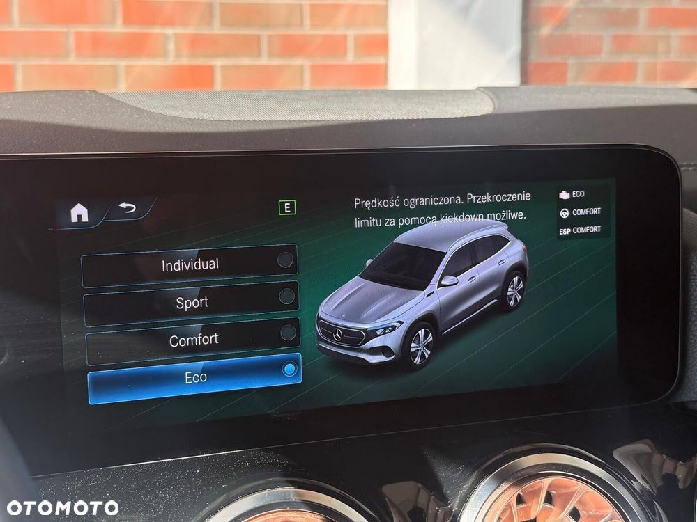 Mercedes-Benz EQA 300 66.5kWh 4-Matic Progressive - 25