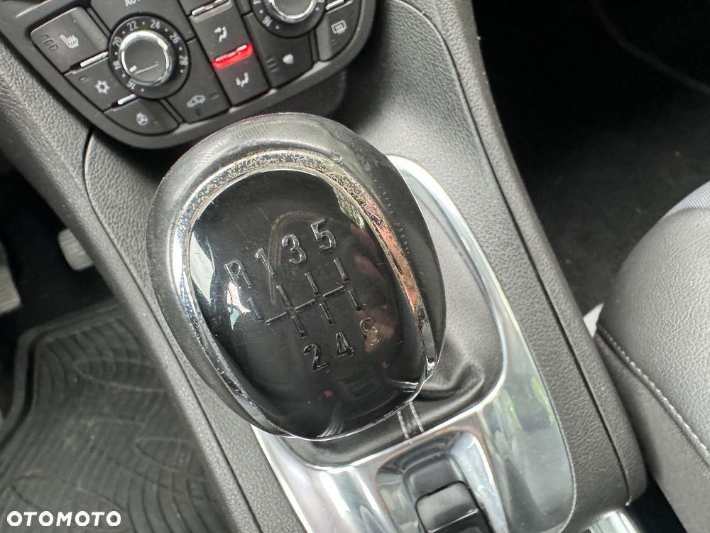 Opel Meriva 1.4 T Cosmo - 26