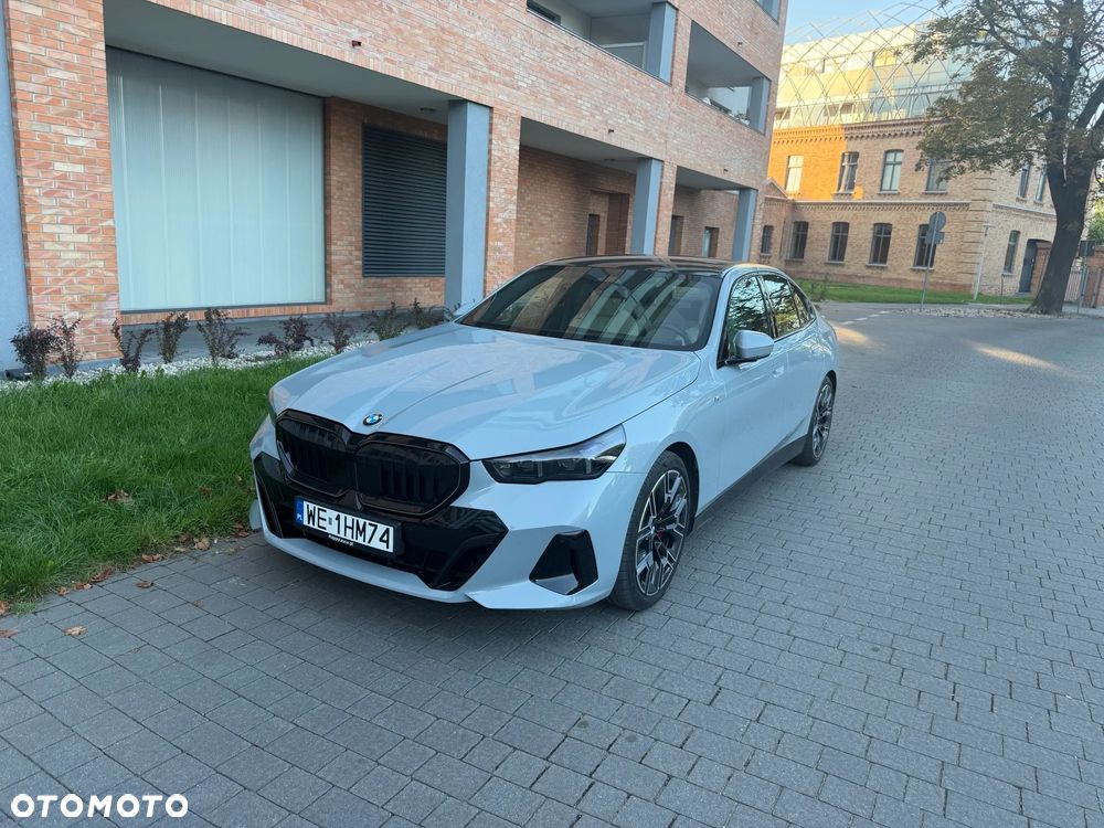 BMW Seria 5 520d xDrive mHEV M Sport - 6