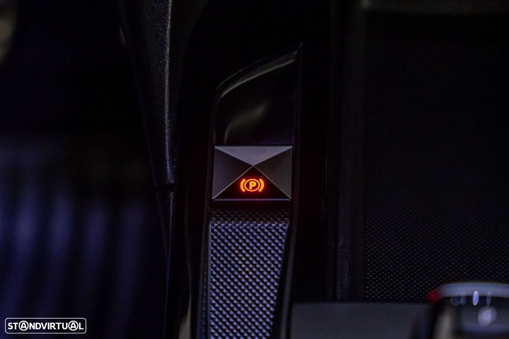 DS DS3 Crossback E-Tense Performance Line - 28