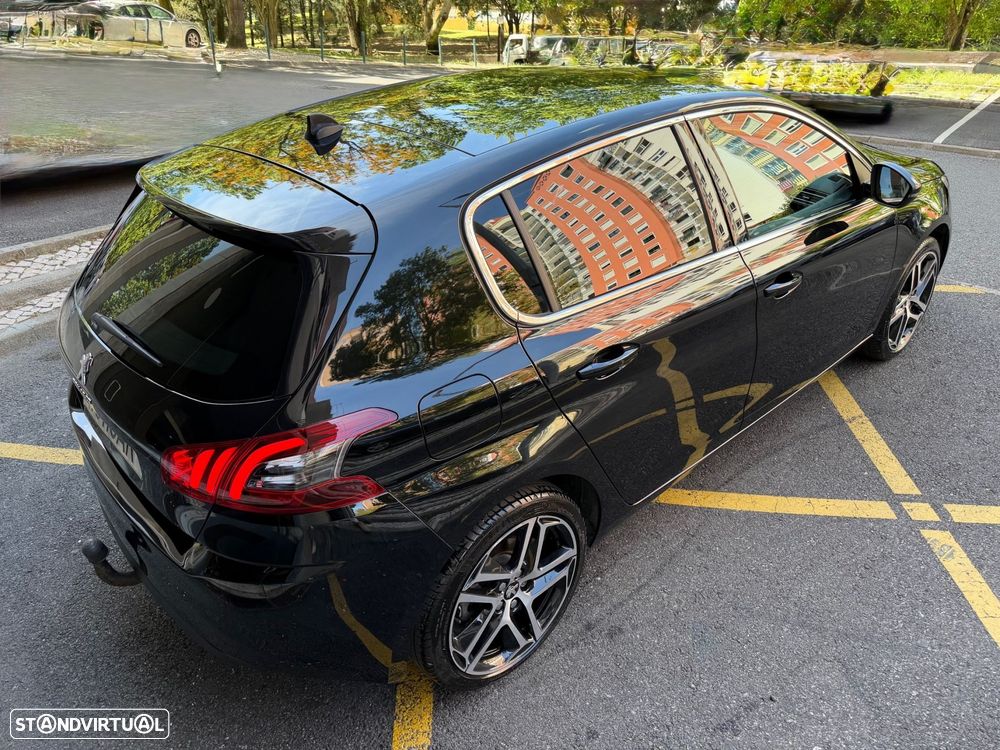 Peugeot 308 1.5 BlueHDi Style EAT8 - 5