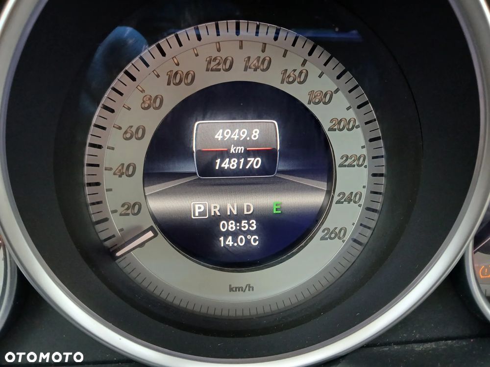 Mercedes-Benz Klasa C 250 CGI Automatik BlueEFFICIENCY SPORT EDITION - 16