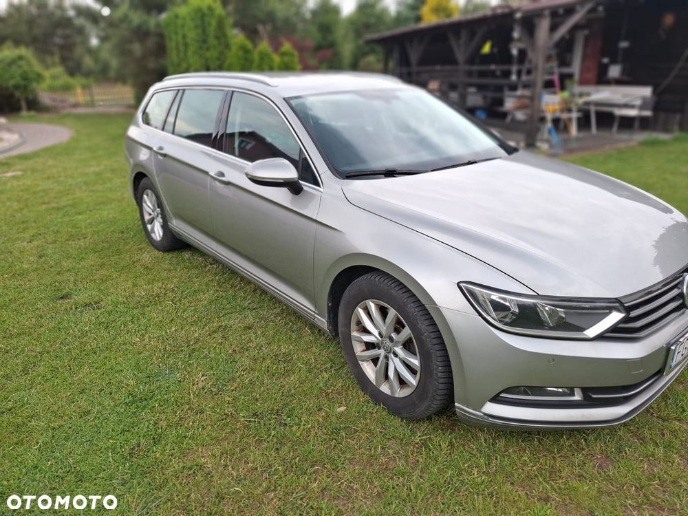 Volkswagen Passat 1.6 TDI BMT Comfortline - 5