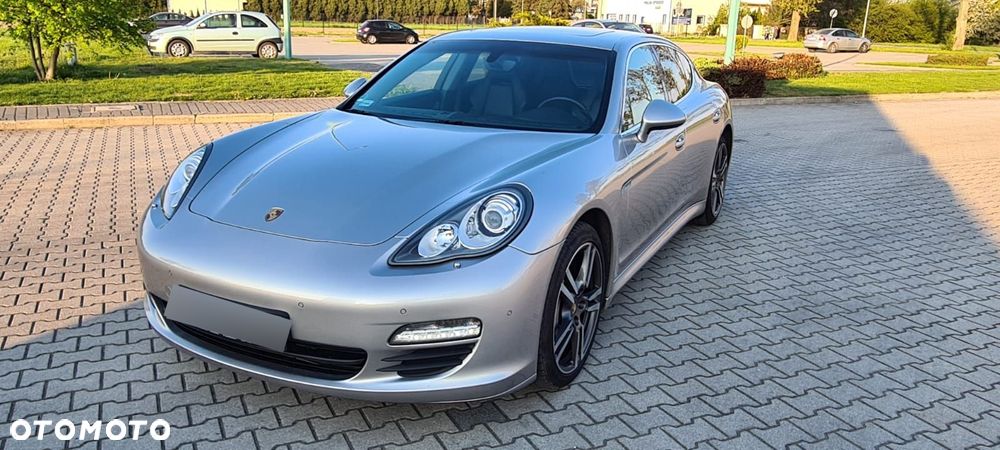 Porsche Panamera S PDK - 22