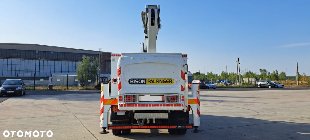 Mercedes-Benz Vario - 2