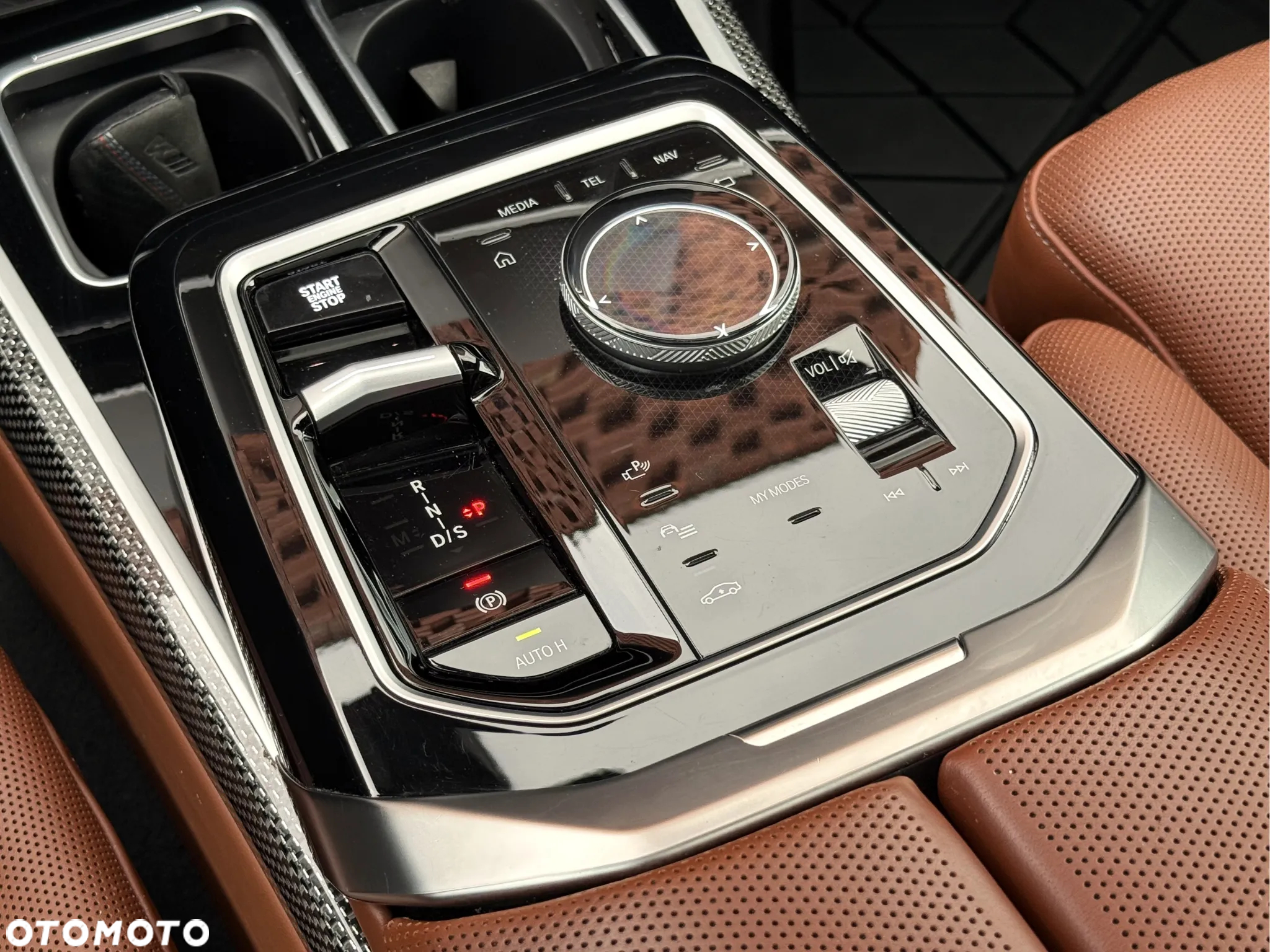 BMW Seria 7 750e PHEV xDrive M Sport sport - 17
