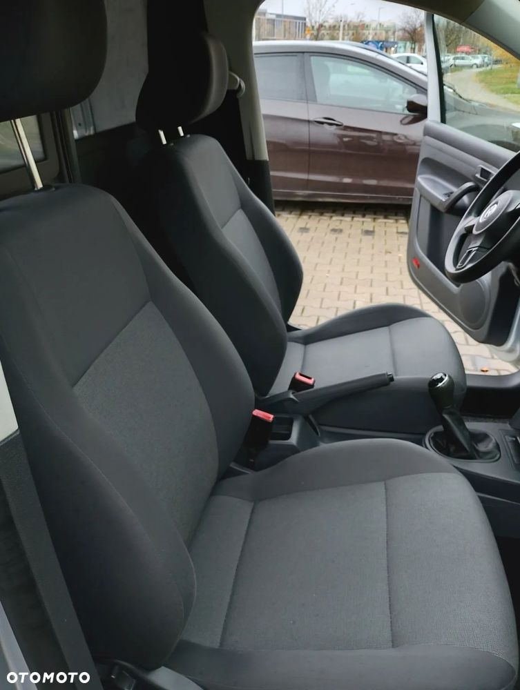 Volkswagen Caddy ver-1-6-tdi - 13