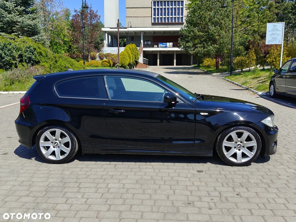 BMW Seria 1 120i - 11