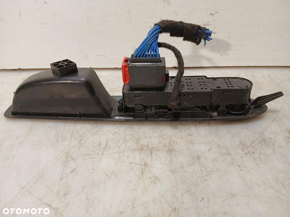 PANEL STEROWANIA PRZEŁĄCZNIK SZYB I LUSTEREK CITROEN DS3 C3 II 529076433 - 2