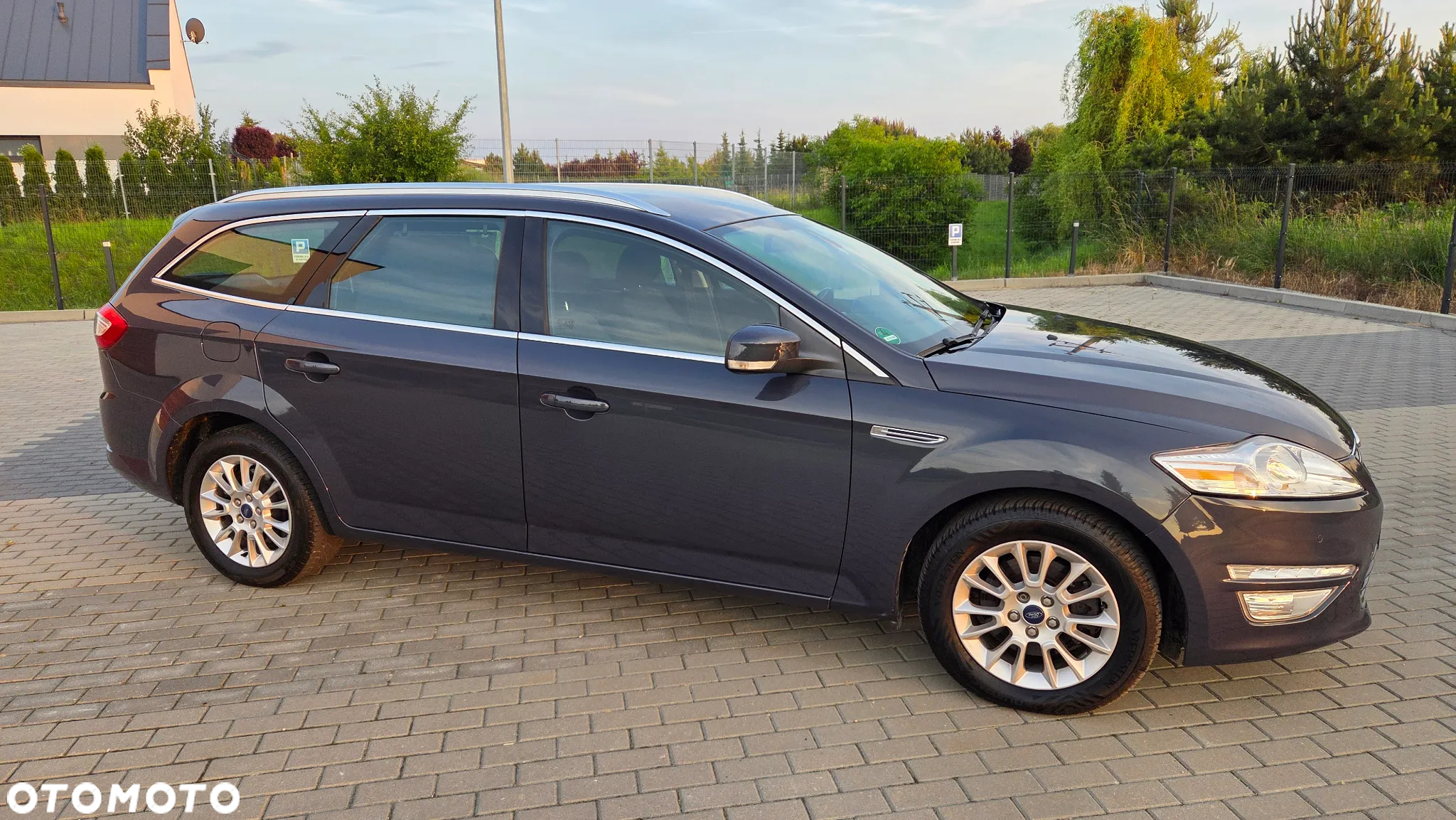 Ford Mondeo 2.0 TDCi Titanium - 14