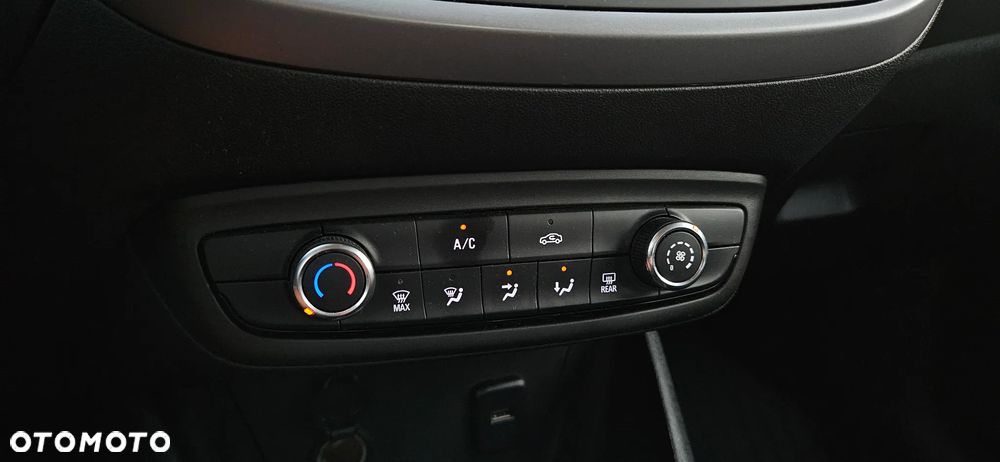 Opel Crossland X 1.2 Innovation - 15