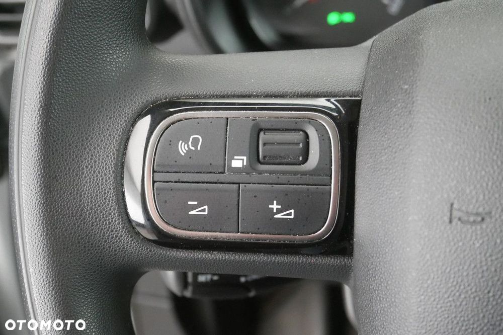 Toyota ProAce 1.5 D-4D Long Active SalonPL VAT23% Właścicielem pojazdu jest Ayvens Financial Services Polska - 18