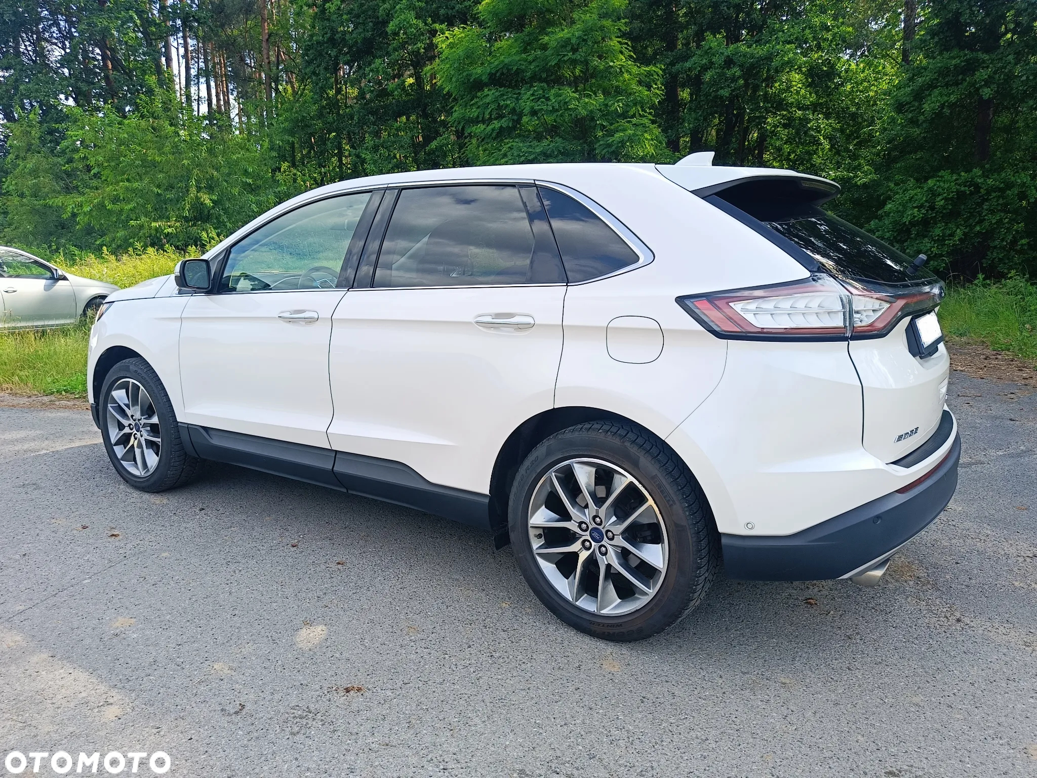Ford Edge - 4