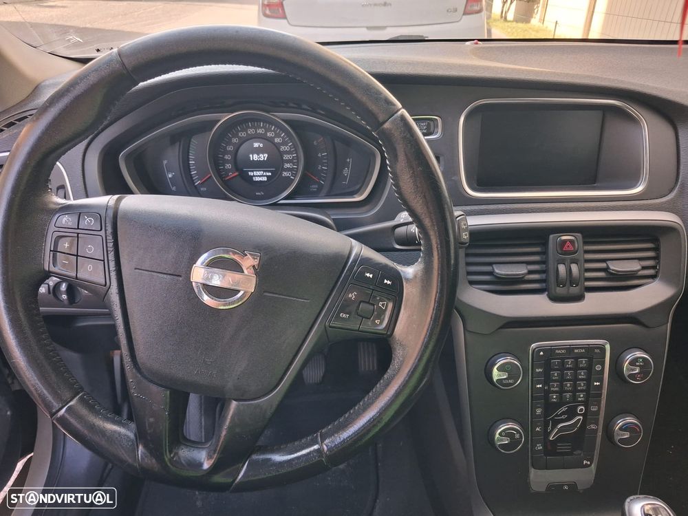 Volvo V40 2.0 D2 Kinetic - 2