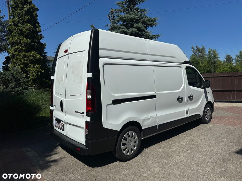 Renault Trafic - 12