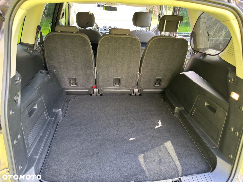 Ford S-Max 2.0 TDCi DPF Titanium - 11