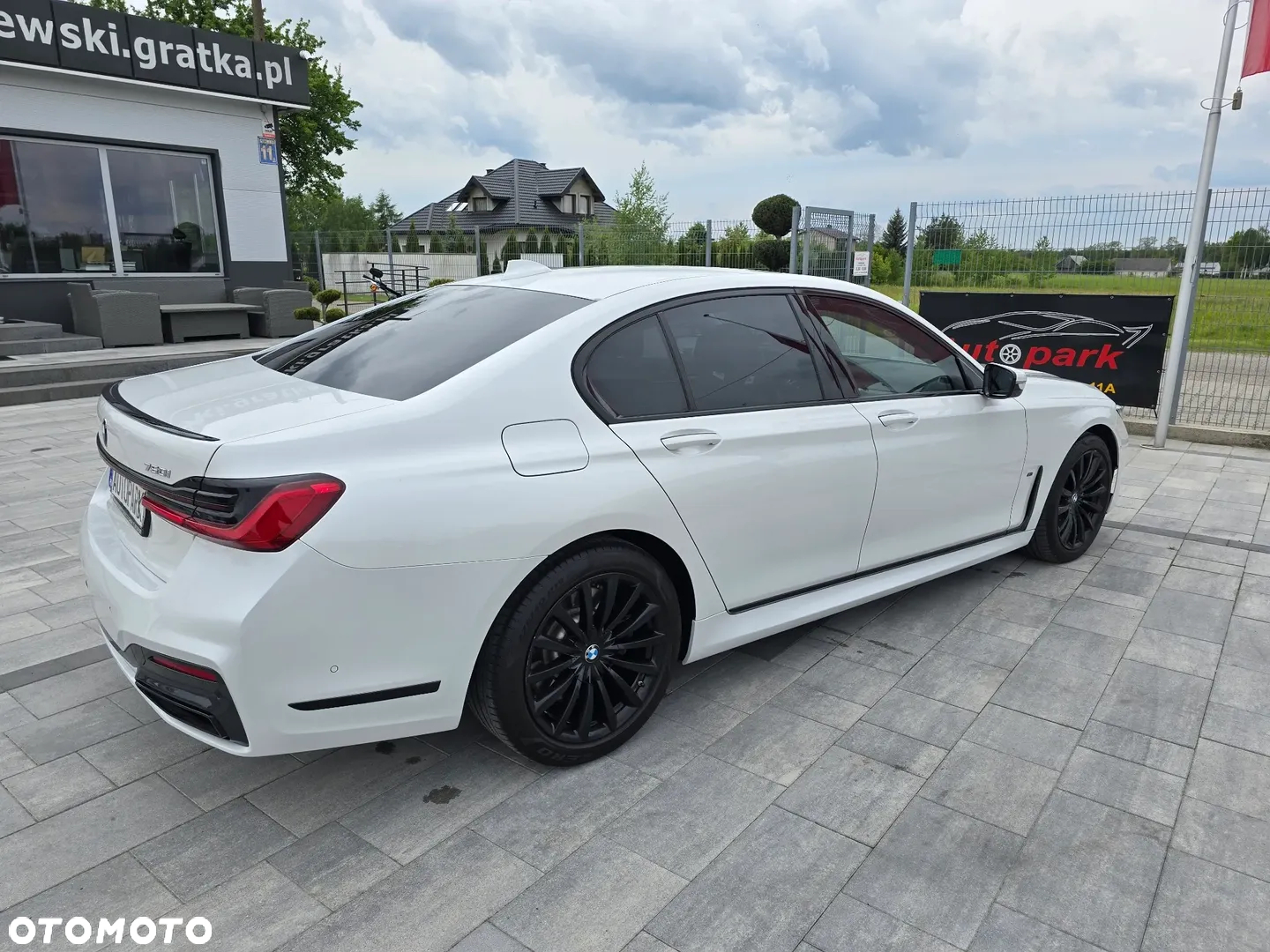 BMW Seria 7 750i xDrive sport - 21
