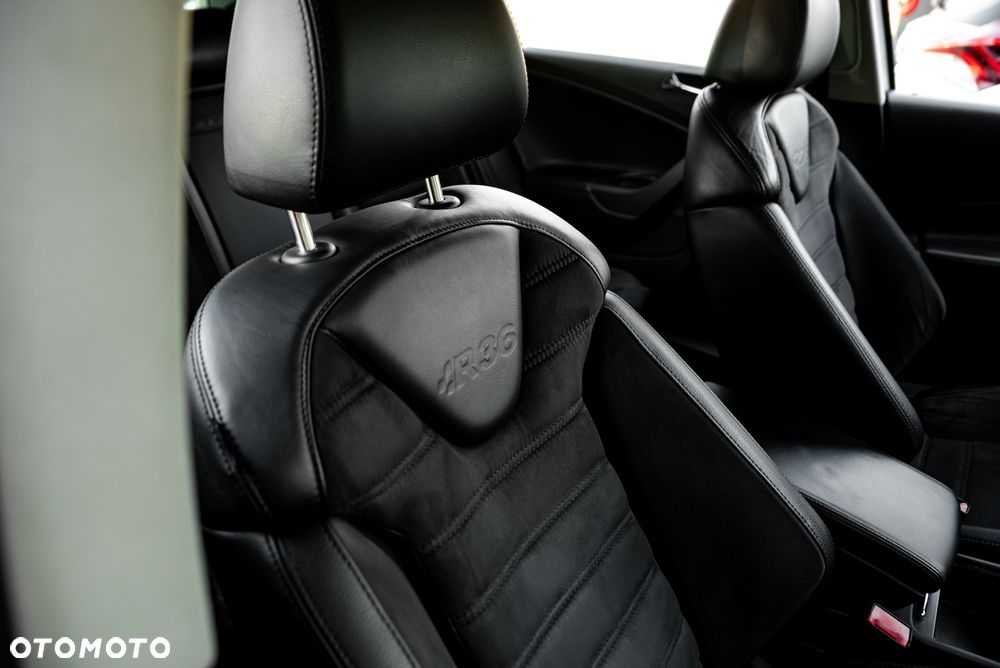 Volkswagen Passat Variant 3.6 V6 R36 - 25