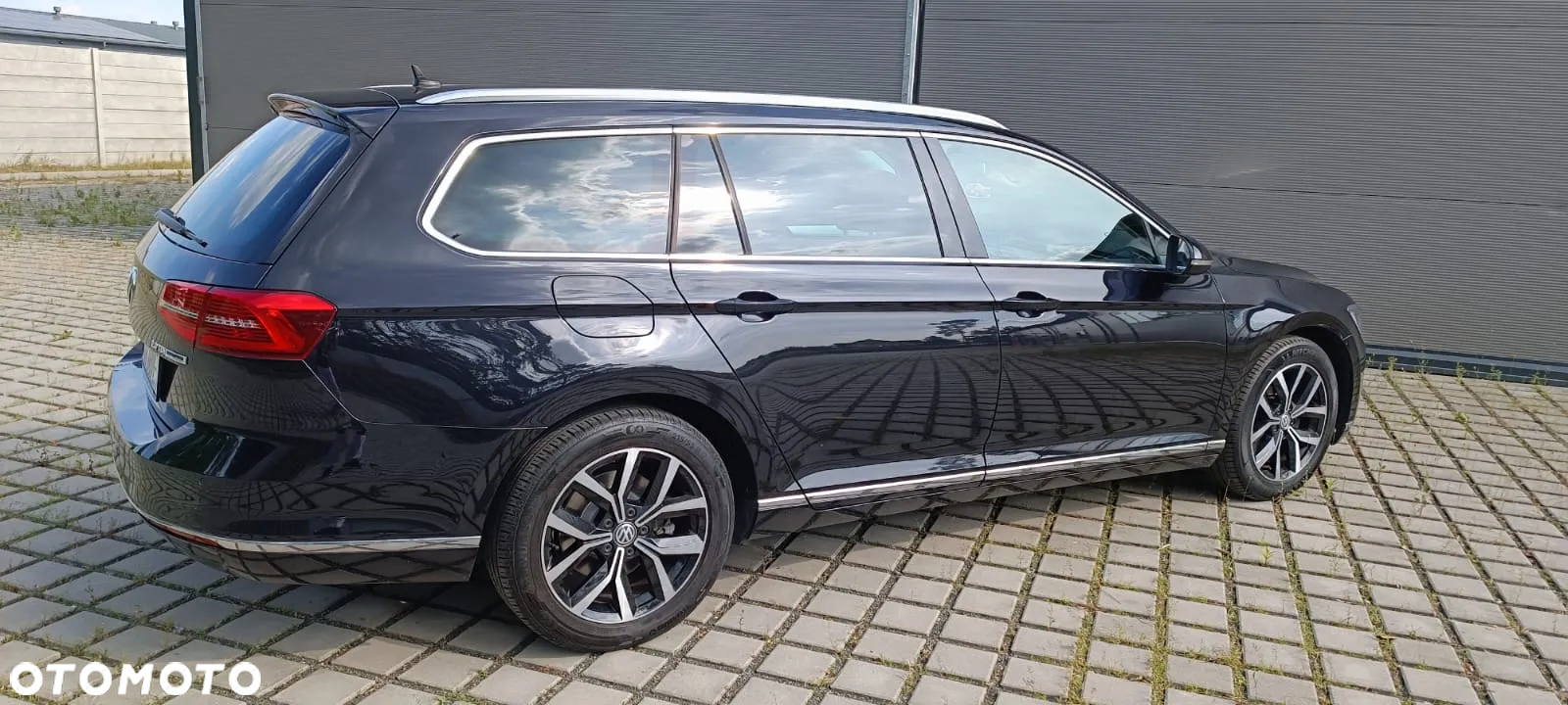 Volkswagen Passat - 5