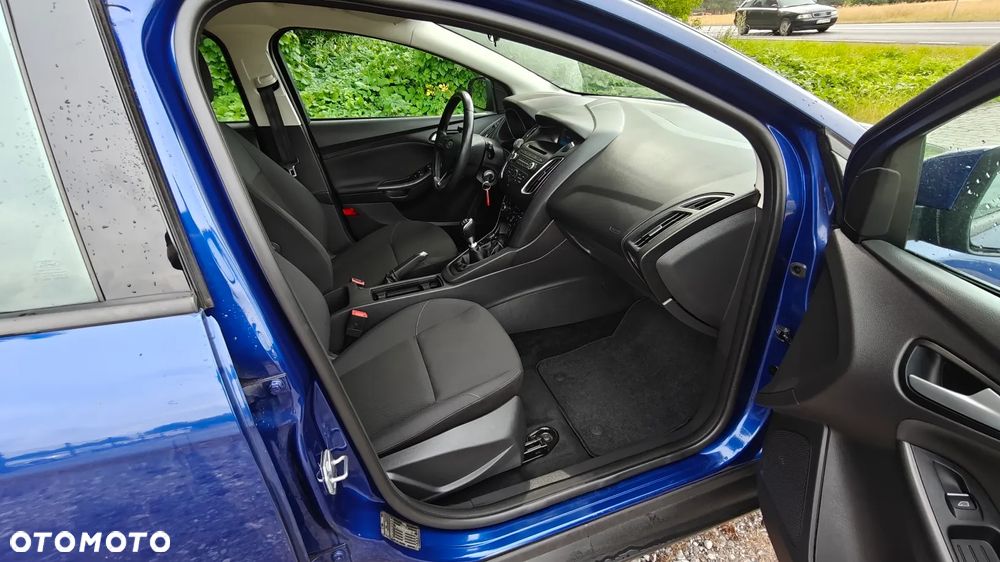 Ford Focus Turnier 1.5 TDCi DPF Start-Stopp-System COOL&CONNECT - 10