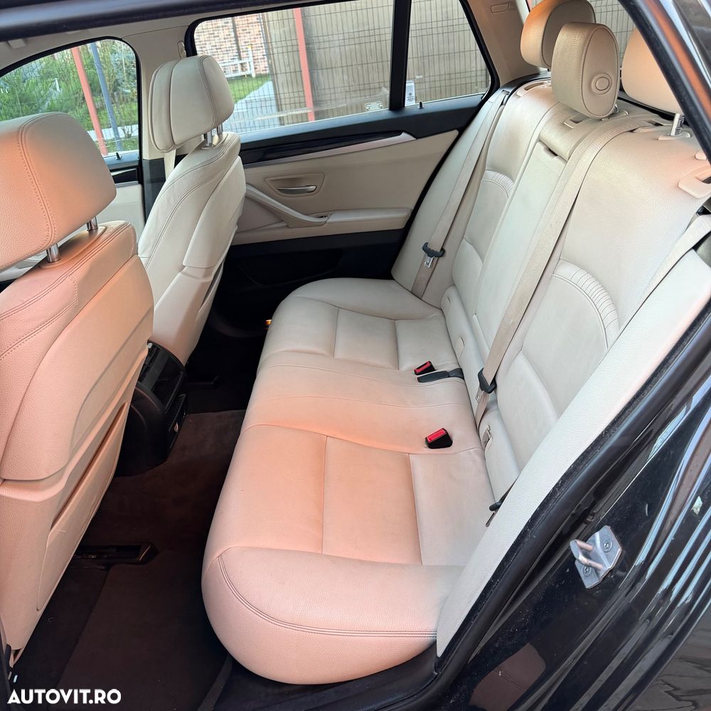 BMW Seria 5 520d Touring Aut. - 13